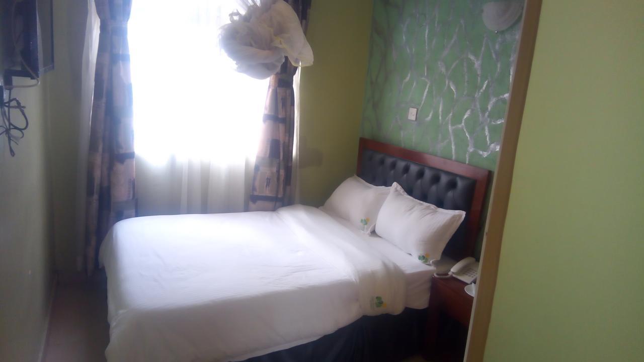 Ash White Hotel Nairobi Exterior foto